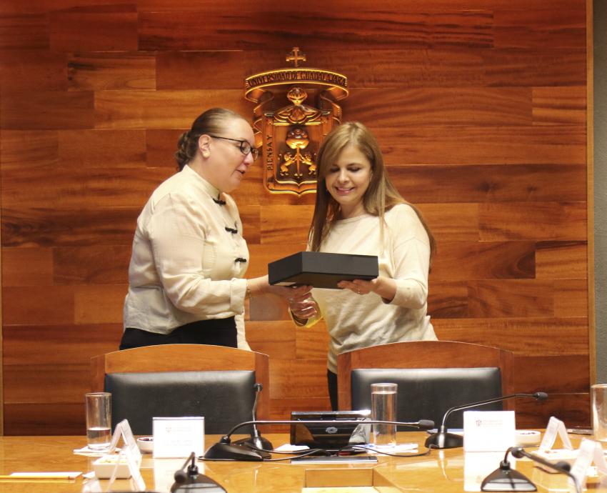 Refuerzan acciones en favor de derechos humanos UdeG y CEDHJ