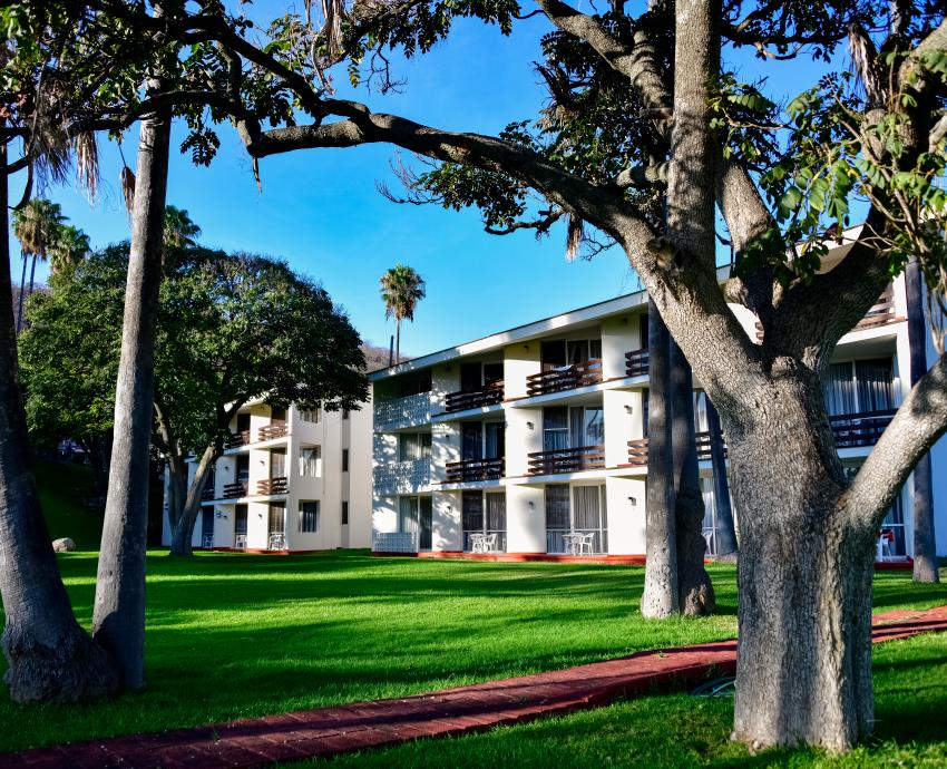Ofrecen hoteles de UdeG opciones para vacacionistas