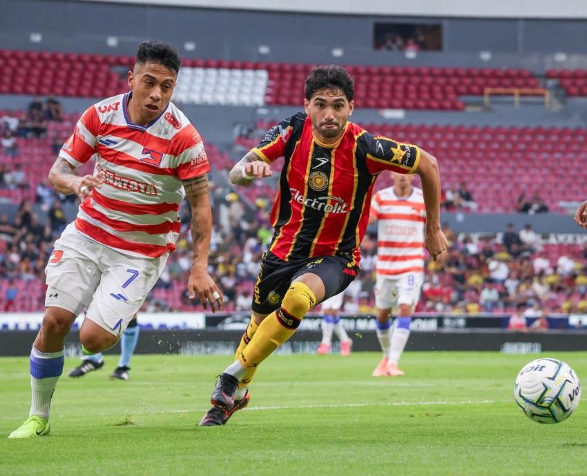 Afición de Leones Negros pide el regreso del ascenso