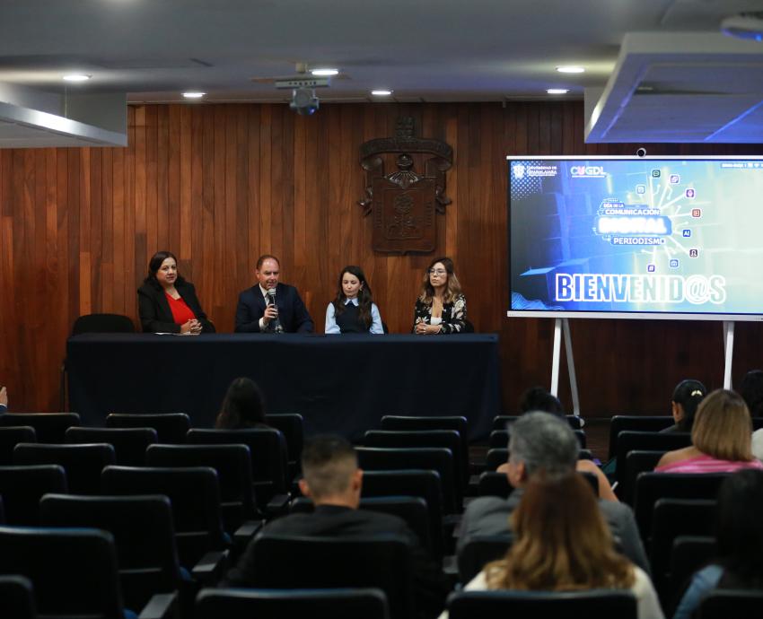 A discusión roles de género, desafíos entre periodismo y creación de contenido y responsabilidad social