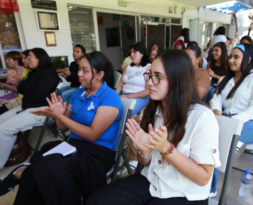 Debaten sobre cómo escuchar a las juventudes para construir nuevas pedagogías