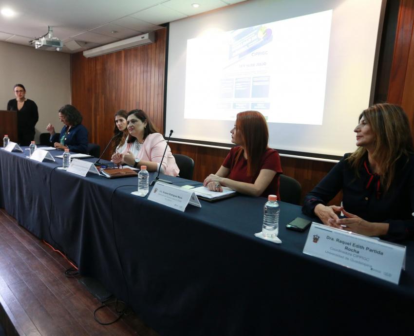 Programa de estancias infantiles del gobierno federal aumenta la carga de trabajo a mujeres