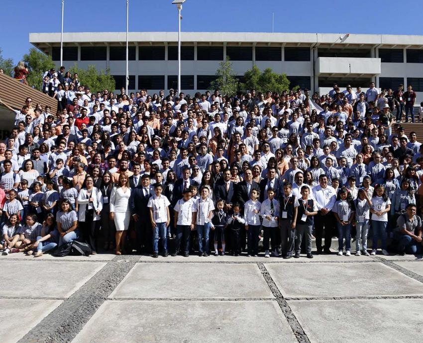 Obtienen 10 medallas preparatorias de la UdeG en Infomatrix 2019 