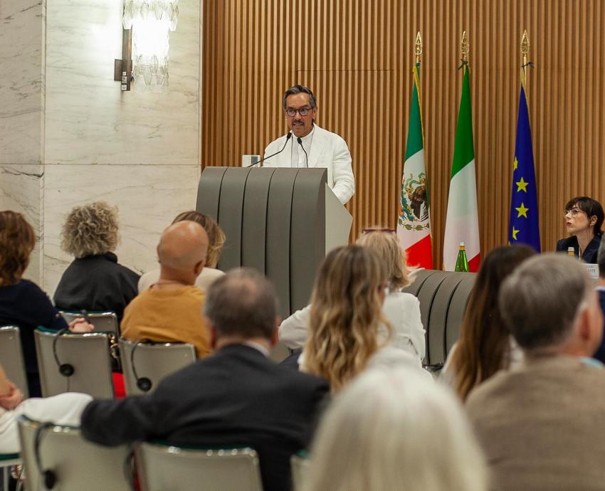 Presenta Italia su programa de actividades para la FIL 2026