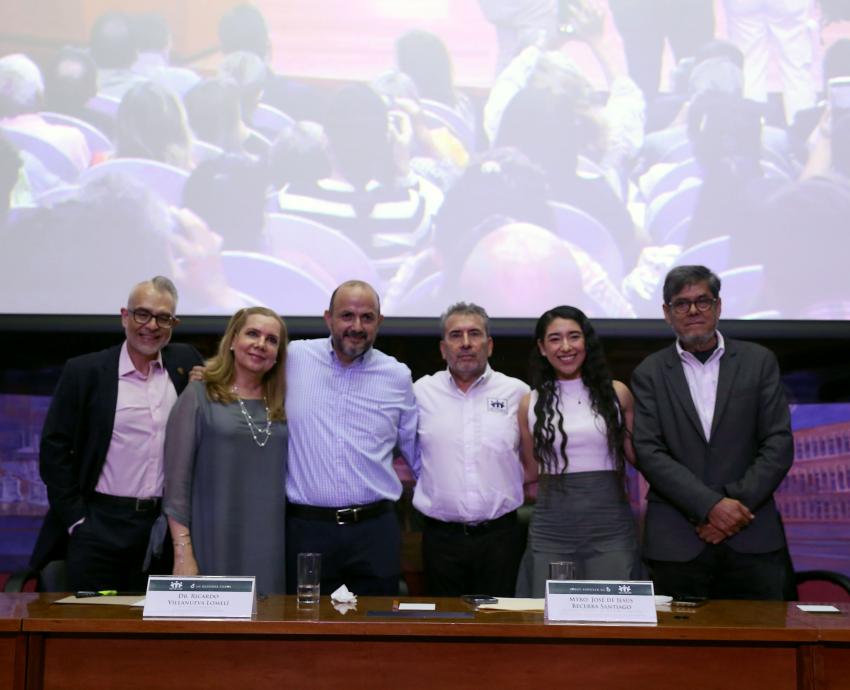 Rinde informe de actividades secretario del SUTUdeG
