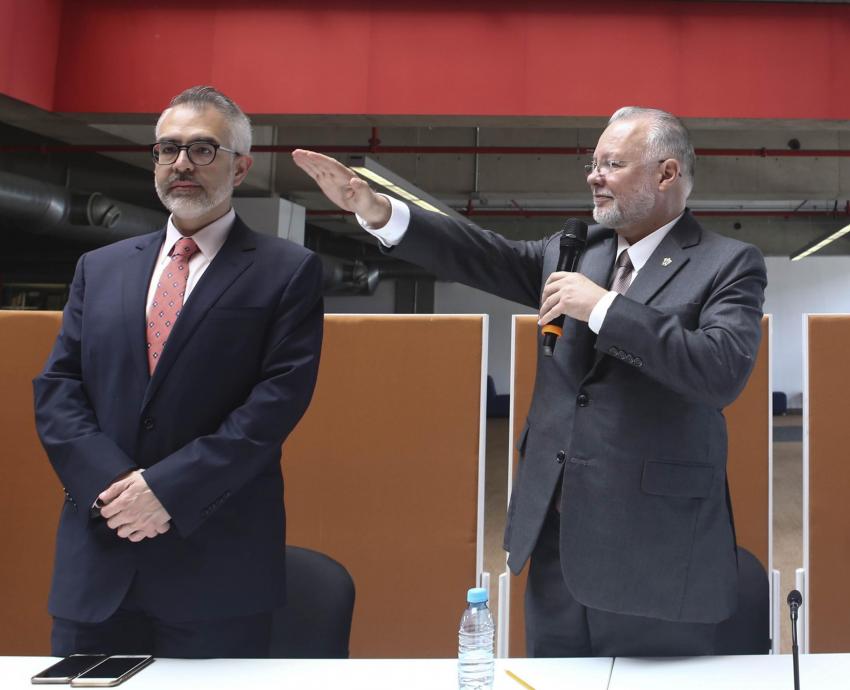 Impulsará la extensión de los servicios bibliotecarios y la educación autodidacta y formal, el nuevo director de la BPEJ