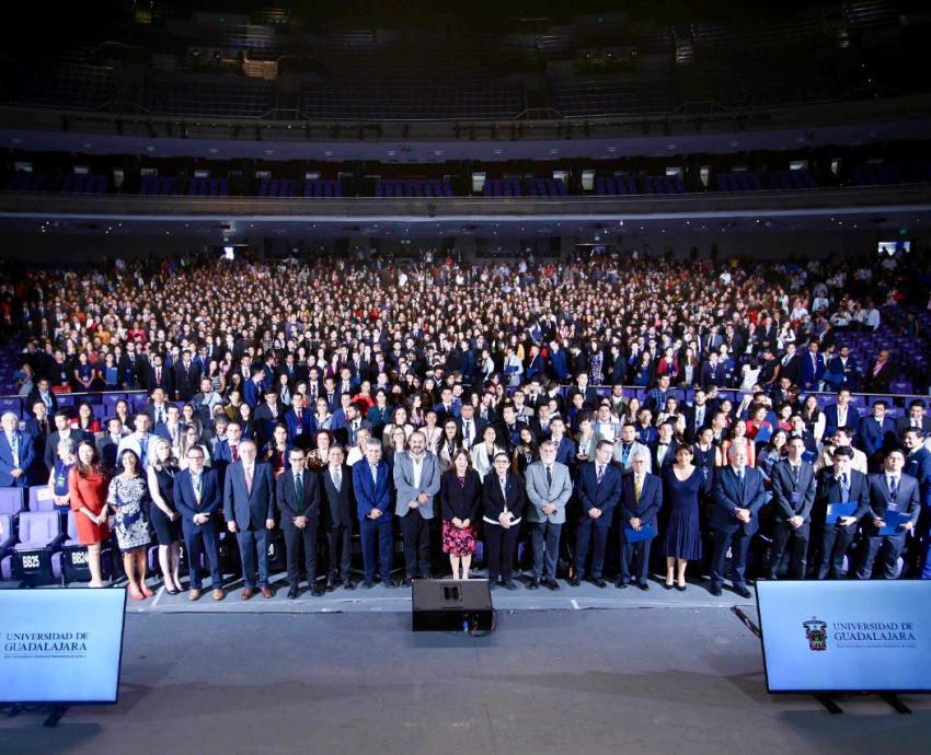 Reciben mil 87 egresados del país el Premio Ceneval al Desempeño de Excelencia EGEL