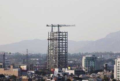 Sobrevaluadas construcciones verticales en la ZMG