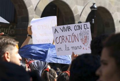 Trabajadora del Nuevo Hospital Civil fue la víctima de robo y agresión cuando se realizaba la Marcha de Luto