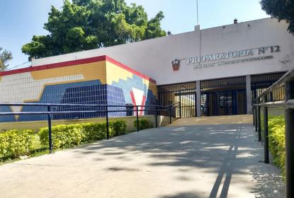 Reestructurará la Preparatoria 12 sus espacios para favorecer la educación de calidad que se ofrece en el plantel