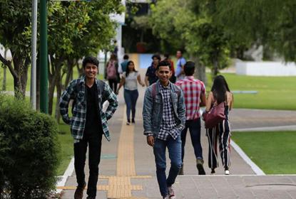 Estudiantes pueden tener acceso a descuentos de hasta 60 por ciento en  empresas y comercios