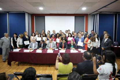 Reconocen trayectoria de psicólogos de la UdeG