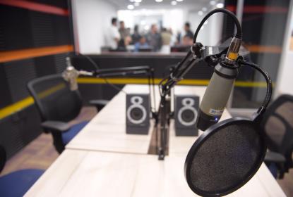 Celebra Radio Universidad de Guadalajara 45 años al aire