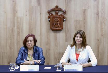 Mujeres trabajan de 14 a 16 horas al día y reciben salarios 20 por ciento menores que los hombres