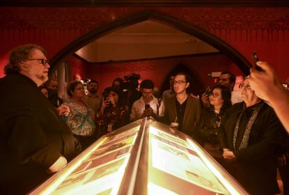 Guillermo del Toro guía recorridos “En casa con mis monstruos”
