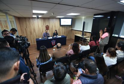 Emplaza FEU a instalar mesa de diálogo por incremento a tarifa del transporte