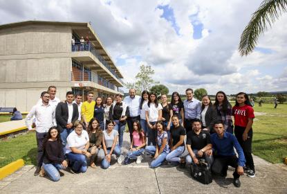 Visita Rector General tres preparatorias y módulos en Los Altos de Jalisco
