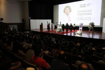 Rinden homenaje póstumo a la doctora María Antonia Abundis Rosales, catedrática del CUCosta