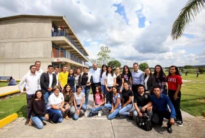 Eligen poco más de 55 mil estudiantes de bachillerato los proyectos más necesarios en sus planteles