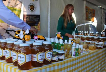 Coorganiza CUSur la V Feria Jalisciense de la Miel