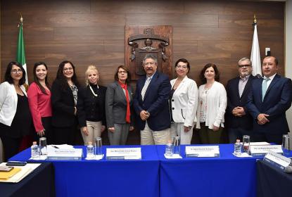 Acreditan calidad de la licenciatura en Periodismo Digital de UDGVirtual