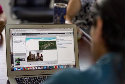 Regresan este lunes a clases virtuales más de 298 mil alumnos de la UdeG