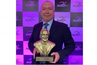 Estudiante de UDGVirtual logra premio de periodismo en Ecuador
