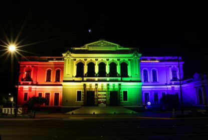 El MUSA se iluminará de arcoíris la noche del 28 de junio