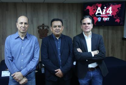 Estudiantes de arquitectura de la Red Universitaria se suman a Aula Internacional