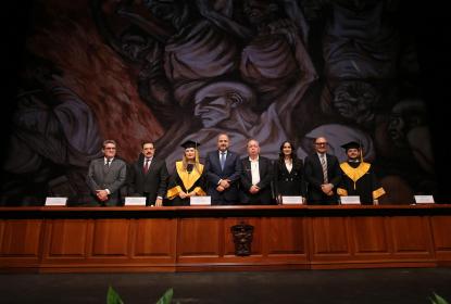 Apadrina Rector General a nuevos abogados