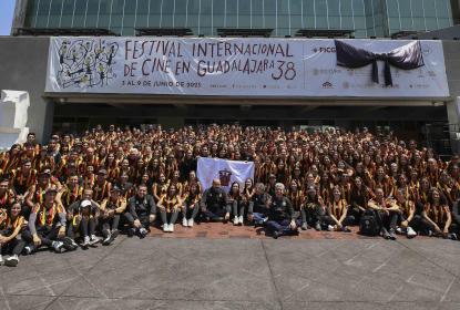 Abandera Rector General a la delegación universitaria que participará en la Universiada Nacional 2023