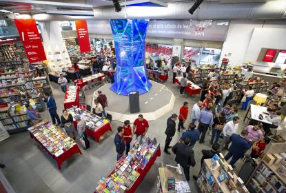 Prepara Librería Carlos Fuentes actividades para celebrar su quinto aniversario