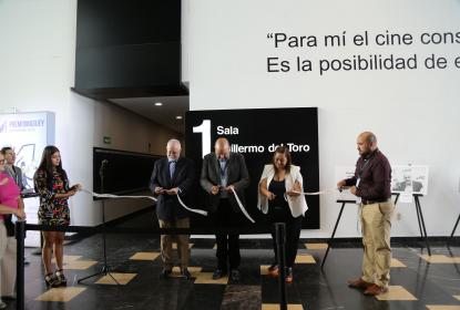 Con exposición fotográfica homenajean a Raúl Padilla López en FICG38