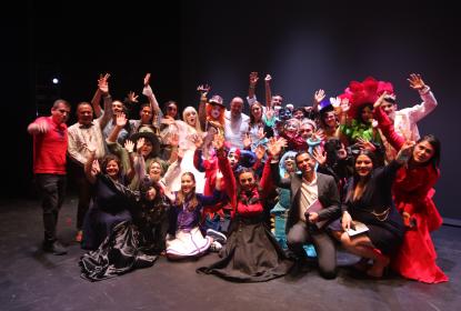 Alumnos de Preparatoria San José del Valle presentan obra de teatro en el CSAE completamente en inglés