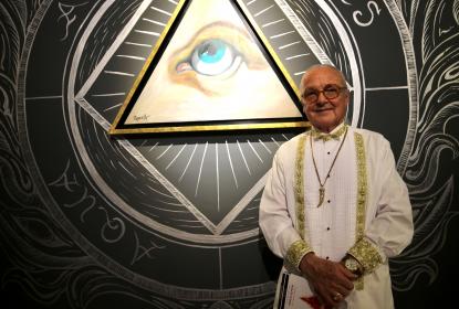 “Retroverso” de Sergio Zepeda, cosmos de arte surrealista en el MUSA