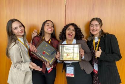 Alumnas del CUAAD ganan primeros lugares en Hackathon 2023