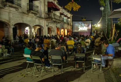 Egresado del CUAAD presenta muestra “Tour Transvolcánico HuertoCinema Móvil Colima-Jalisco”, de cine socioambiental
