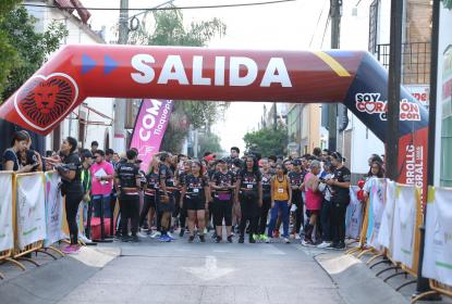 Corren en manada 400 participantes en la primera carrera 3K CUTlaquepaque