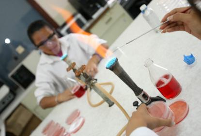 Reafirma UdeG compromiso con la investigación de alto nivel