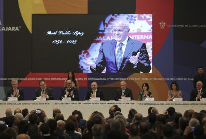 Inicia la FIL 2023 con la presencia simbólica de su fundador Raúl Padilla López