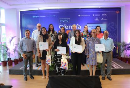 Premian tesis de posgrados en Foro Ciencia UDG