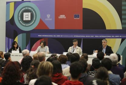 Escritores cuestionan el mandato de masculinidad