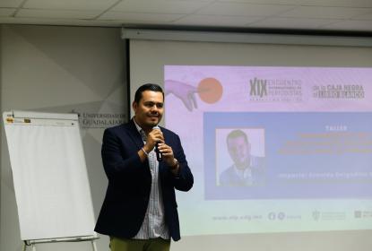 Las investigaciones más importantes sobre problemas sociales han sido realizadas por periodistas: Delgadillo Grajeda 