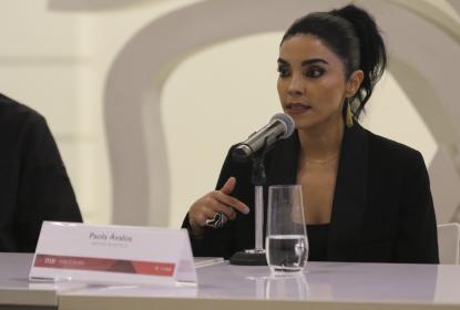 Presentan el catálogo de la exposición “Silencios sonoros”, de Paola Ávalos
