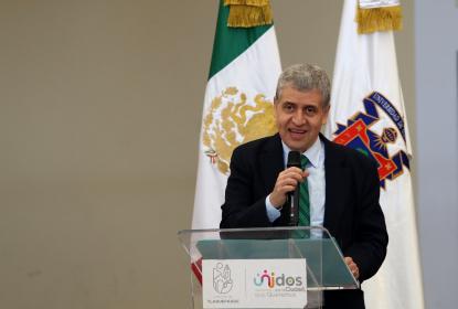 Dan bienvenida al nuevo ciclo escolar a alumnos de CUTlaquepaque