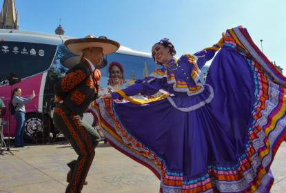 UDG Foundation USA participa en el espectáculo “México en el corazón”, en Los Ángeles, California