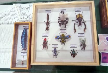 Insectos de una realidad biopunk invaden el Panteón de Belén