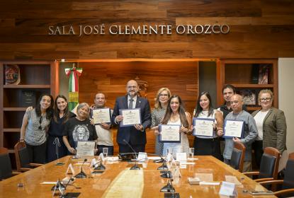 Reconocen a trabajadores de Rectoría General con 20, 25 y 30 años de servicio
