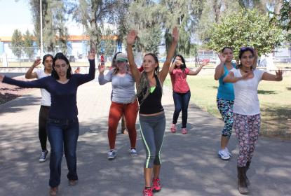 Recomiendan actividades de jóvenes para prevenir afecciones mentales