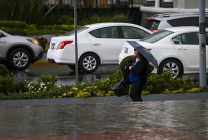 La lluvia puede contaminar los alimentos y enfermar a la población, afirma investigador